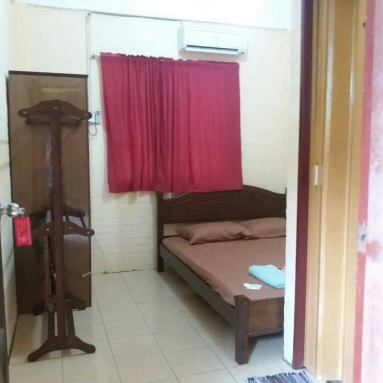 Standard Doppel Zimmer Kamila Teluk Senangin