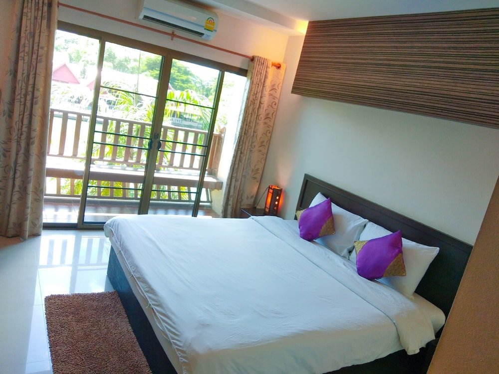 Deluxe Double room with balcony Kong Garden View Resort Chiang Rai