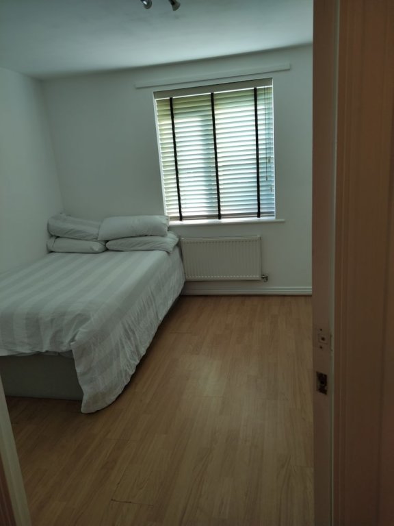 Апартаменты Immaculate 1-bed Apartment in Borehamwood