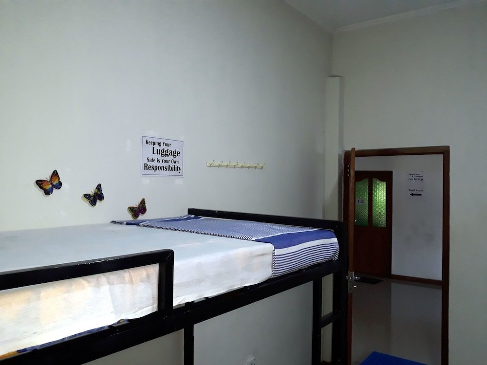 Кровать в общем номере (женский номер) Unique View Kandy