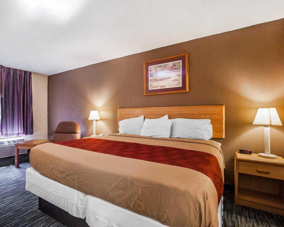 Suite doble 1 dormitorio Econo Lodge Inn & Suites