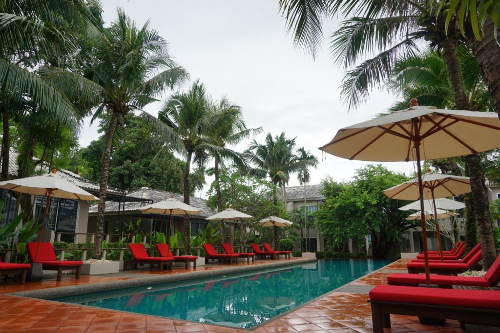 Номер Standard Signature Phuket Resort SHA Plus