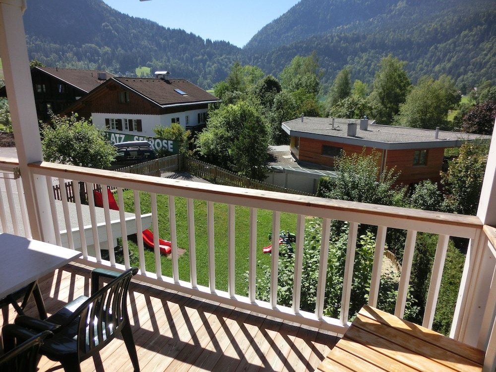 Семейные апартаменты с 2 комнатами с видом на озеро Buchauer-Tirol Landhaus Buchauer