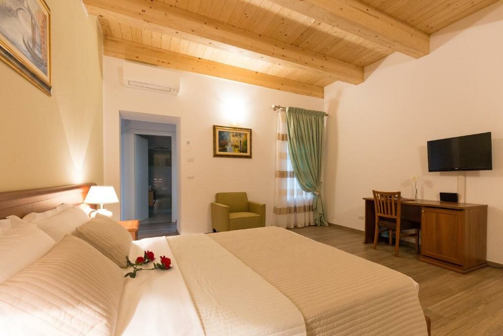 Standard Familie Zimmer mit Balkon Villa Cavour