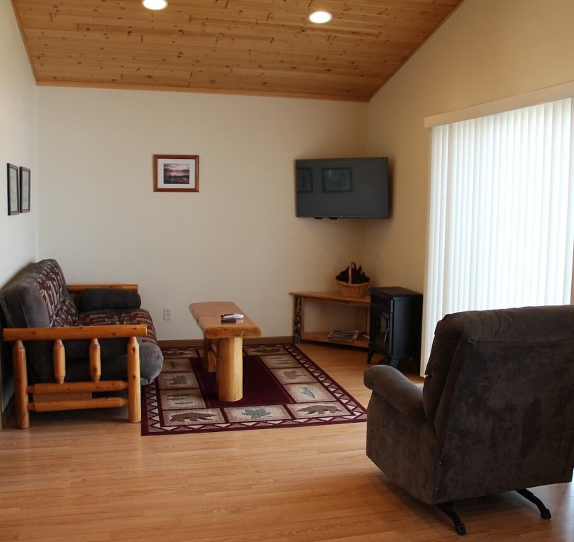 Standard room Northern Pines Resort