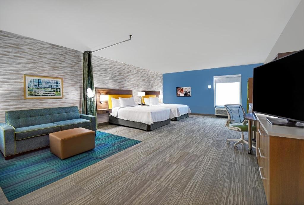 Четырёхместный люкс Home2 Suites By Hilton Springdale Cincinnati