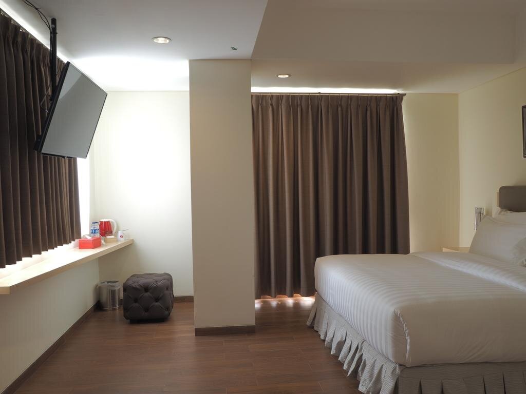 Deluxe chambre d'primahotel Airport Jakarta 2