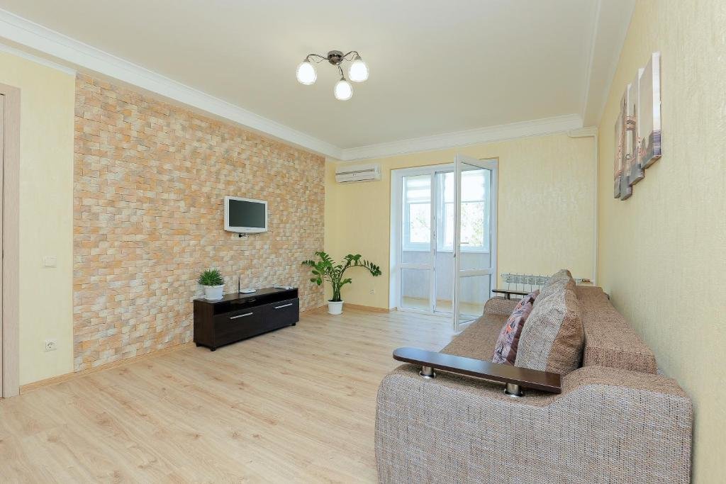 Апартаменты Apartment on Obolonskiy Prospect 16V