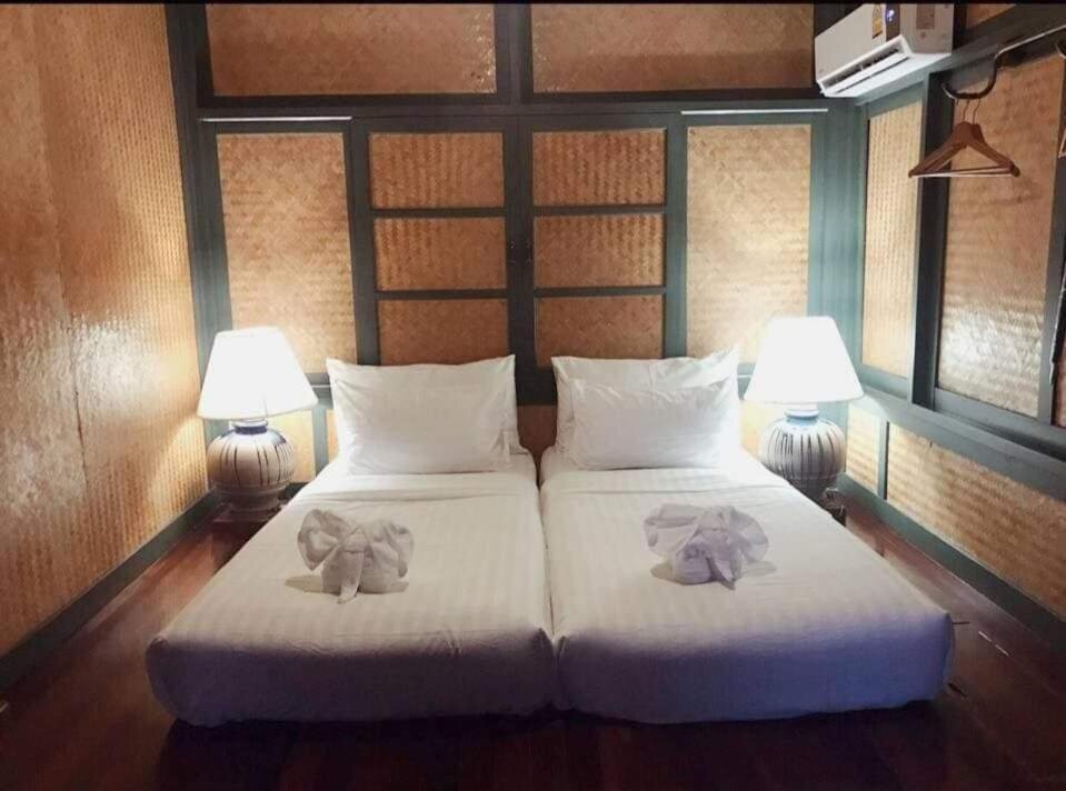 Бунгало с 2 комнатами с видом на море Bann Pae Cabana Hotel And Resort