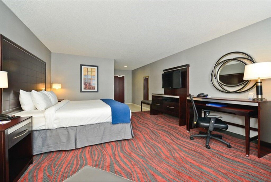 Standard Zimmer Holiday Inn Express & Suites Utica, an IHG Hotel
