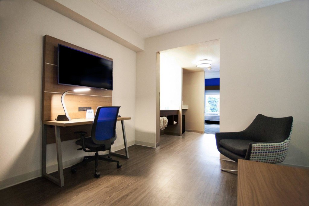 Suite cuádruple 1 dormitorio Holiday Inn Express Hotel & Suites Nashville Brentwood 65S