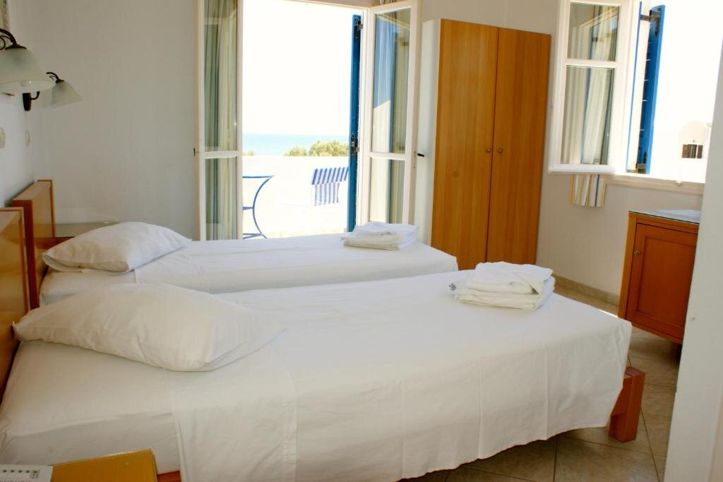 Standard Doppel Zimmer mit Meerblick Blue Bay Villas