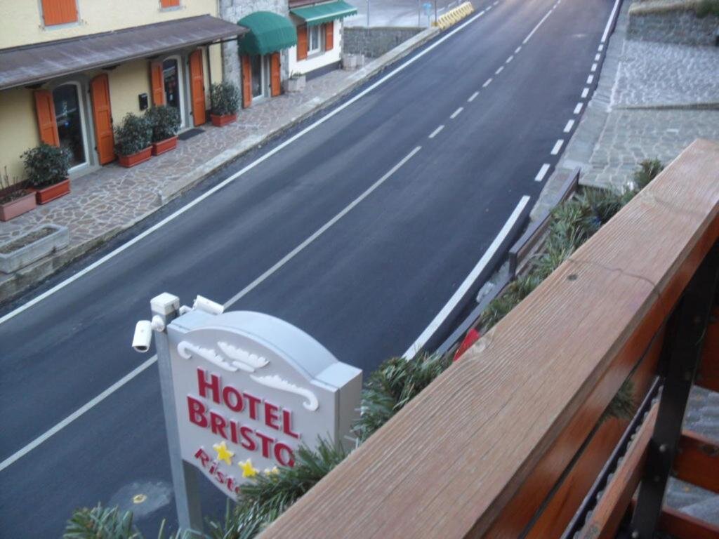 Standard Doppel Zimmer Hotel Bristol