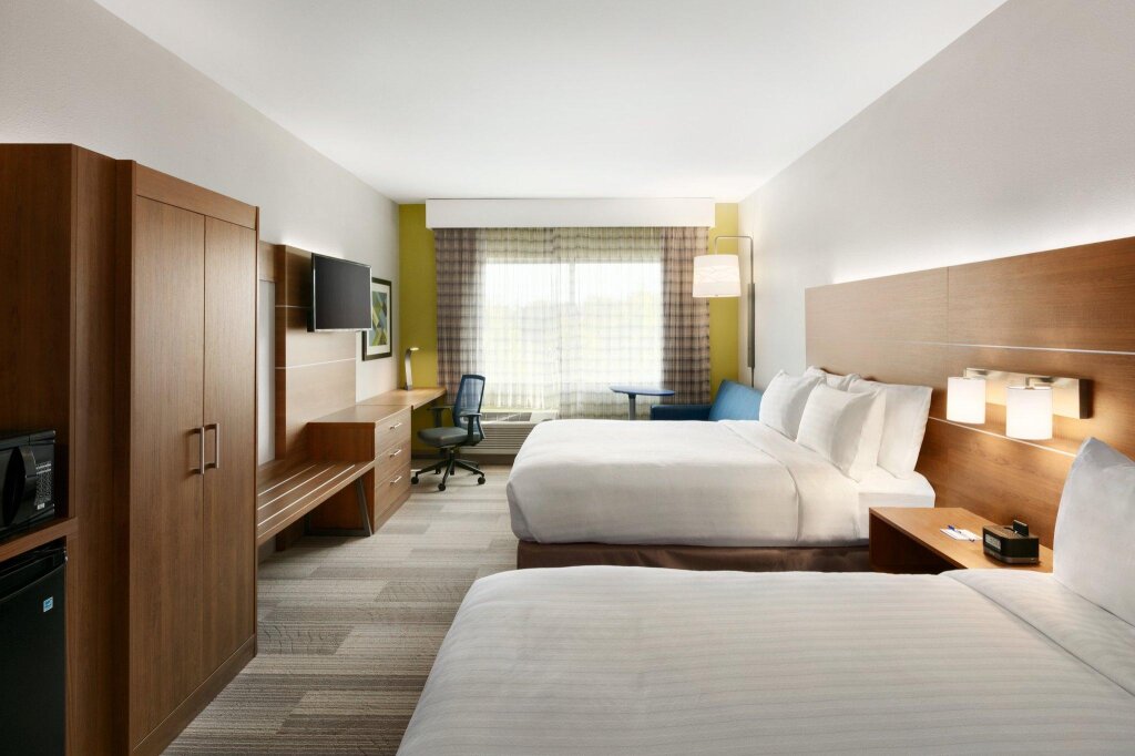 Standard Double room Holiday Inn Express & Suites Salisbury, an IHG Hotel