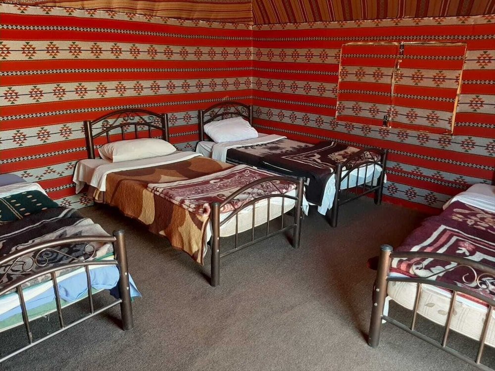 Standard Dreier Zimmer Wadi Rum Firecamp