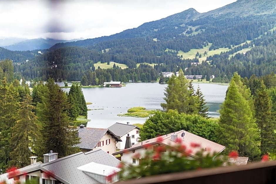 Люкс с видом на озеро Hotel Waldhaus am See