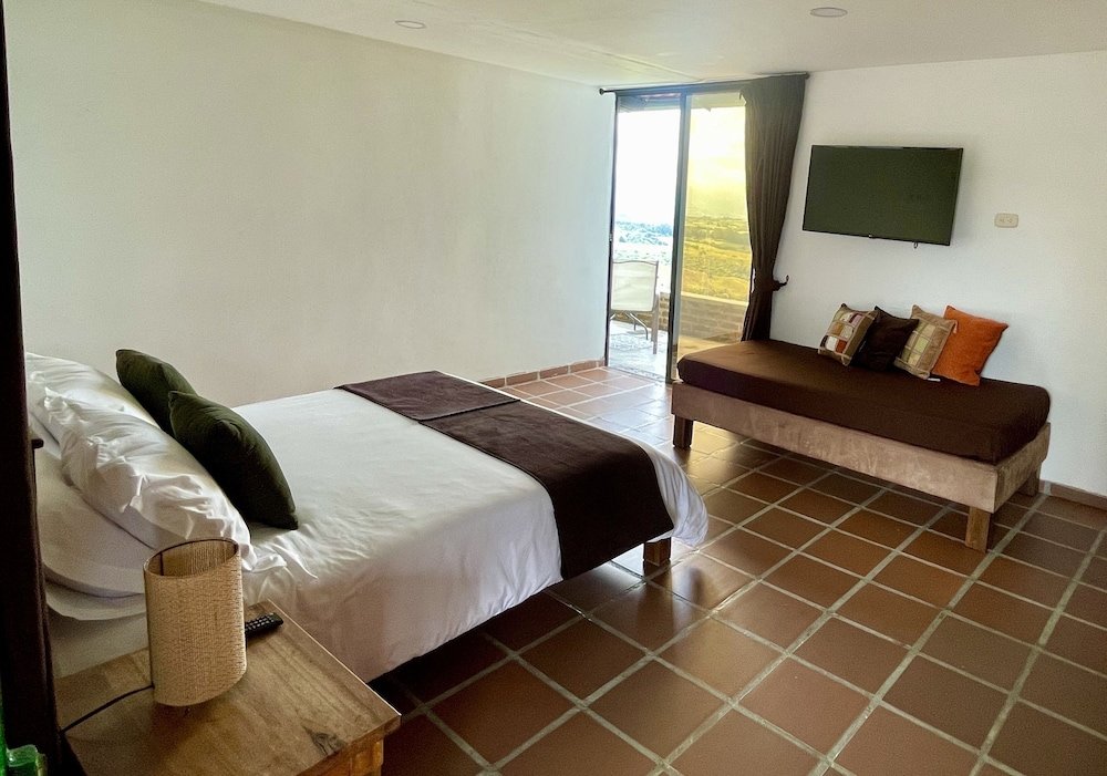 Двухместный номер Classic Sierra Morena Eco Hotel