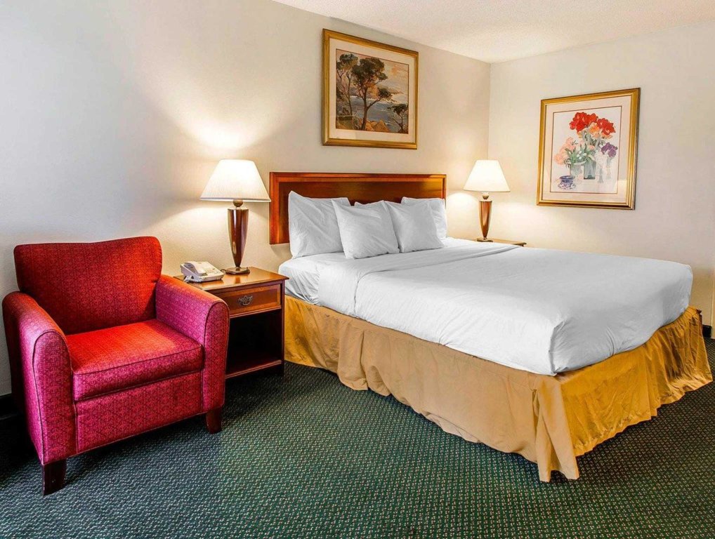 Standard Zimmer Clarion Inn & Suites Dothan South