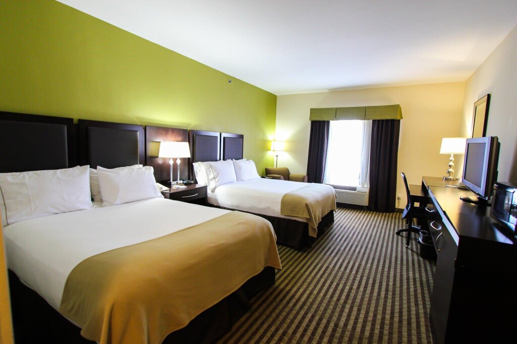 Двухместный номер Standard Holiday Inn Express Hotel & Suites Nacogdoches, an IHG Hotel