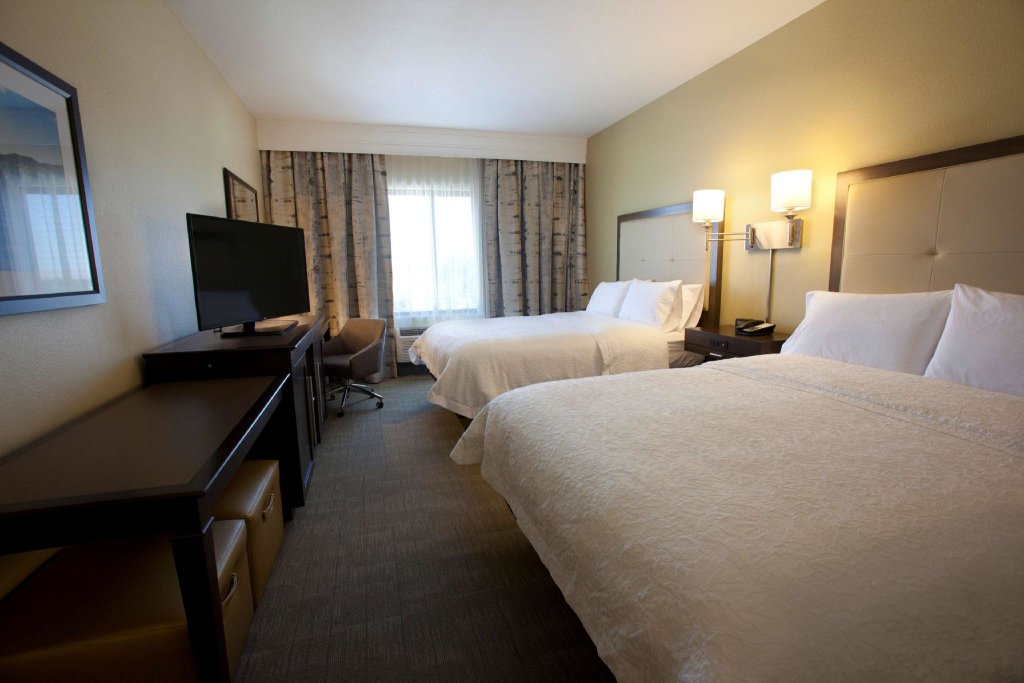 Standard Vierer Zimmer Hampton Inn & Suites Nampa at the Idaho Center