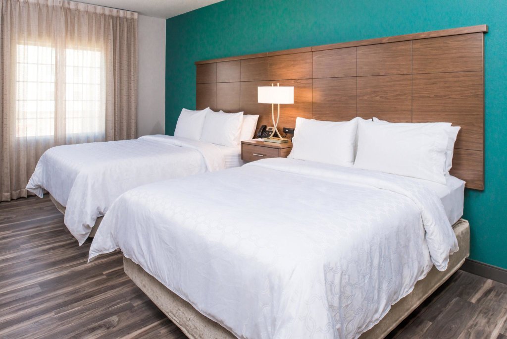 Двухместный люкс c 1 комнатой Staybridge Suites - Pecos, an IHG Hotel