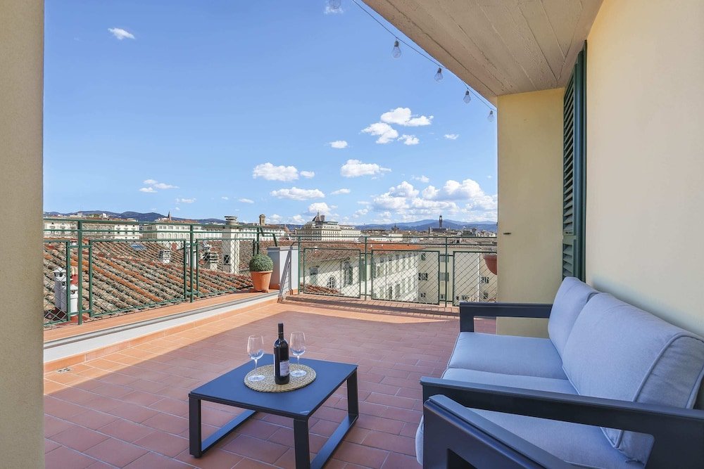 Apartamento con balcón Penthouse With Terrace-hosted by Sweetstay