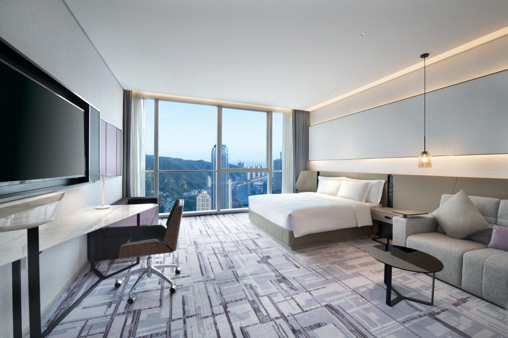 Standard Double room with city view Crowne Plaza Dalian Xinghai, an IHG Hotel