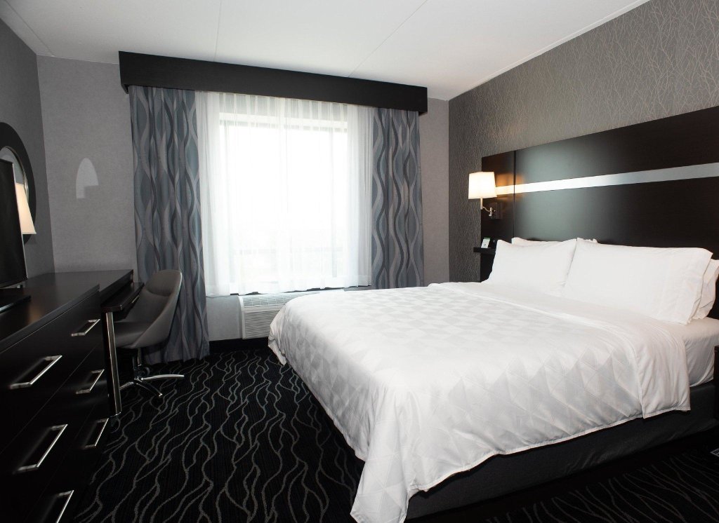Номер Standard Holiday Inn Hotel & Suites - Joliet Southwest, an IHG Hotel