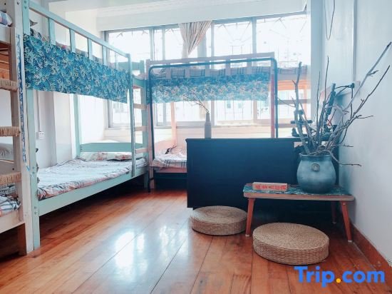 Cama en dormitorio compartido (dormitorio compartido masculino) Guilin Triple Happiness Youth Hostel