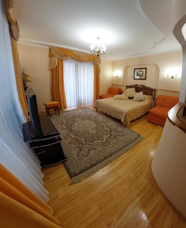 Monolocale doppio 1 camera da letto con balcone Alverel