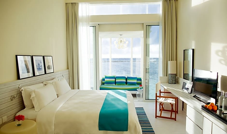 Вилла Overwater с 2 комнатами с видом на море Holiday Inn Resort Kandooma Maldives