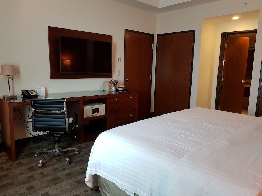 Suite 1 chambre Holiday Inn Leon Plaza Mayor, an IHG Hotel
