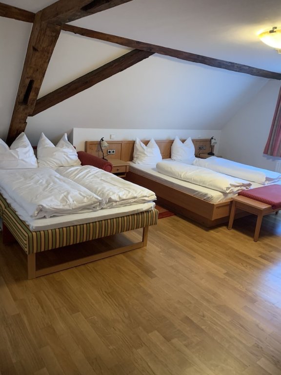 Confort quadruple chambre Landgasthof Krone
