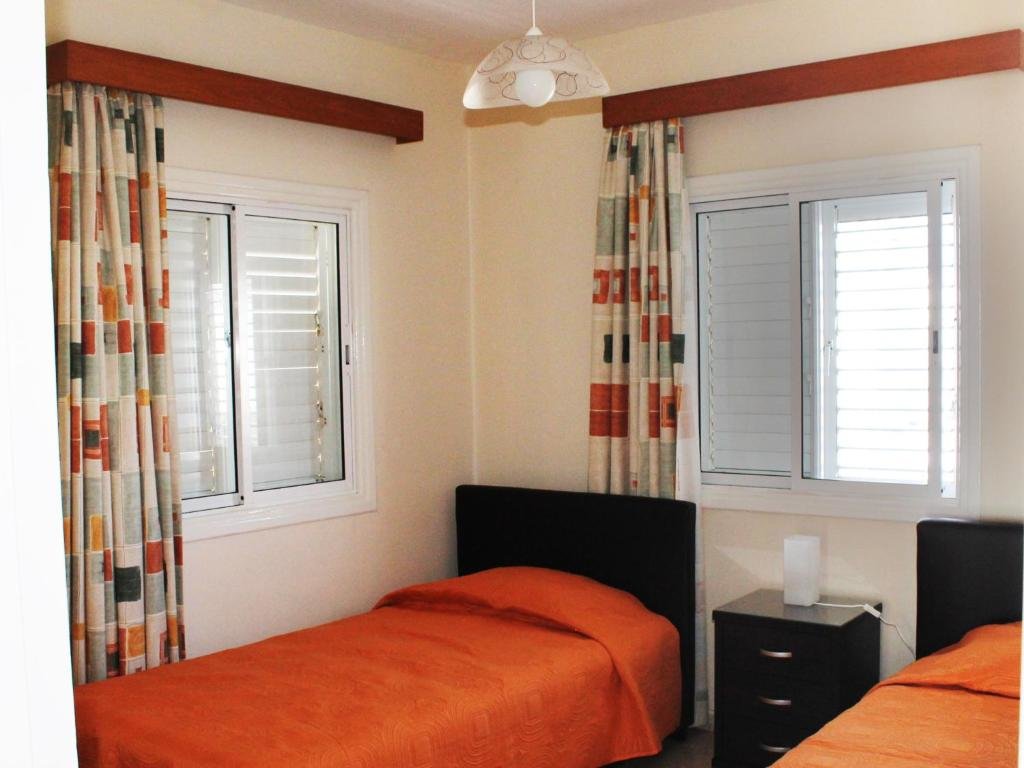 3 Bedrooms Cottage Panorama Beach House, 5 meters to the sea