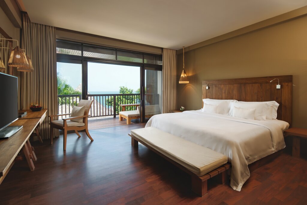 Номер Deluxe с балконом Silavadee Pool Spa Resort - SHA Extra Plus