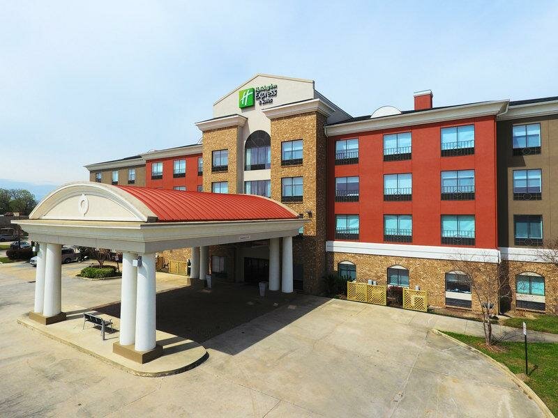 Standard Single room Holiday Inn Express Hotel & Suites, a Baton Rouge-Port Allen, an IHG Hotel