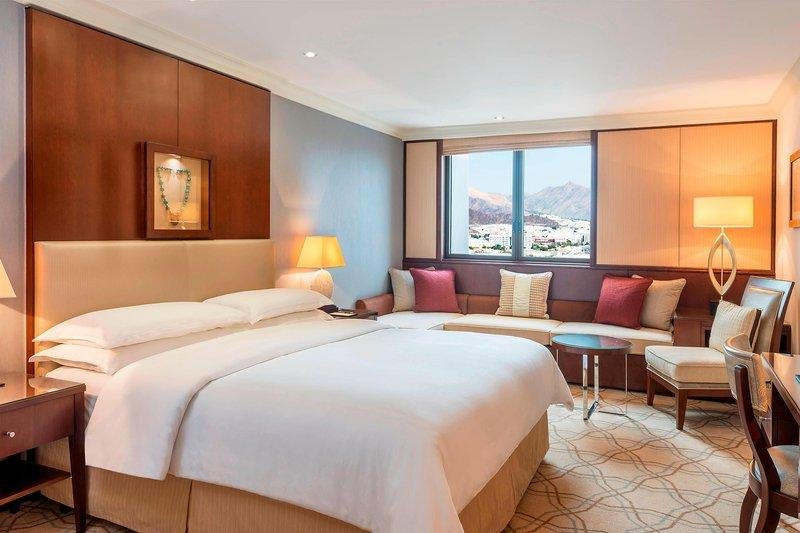 Deluxe Doppel Zimmer Sheraton Oman Hotel