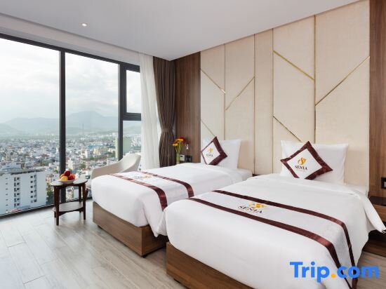 Deluxe Double room with balcony and with sea view Senia Hotel Nha Trang