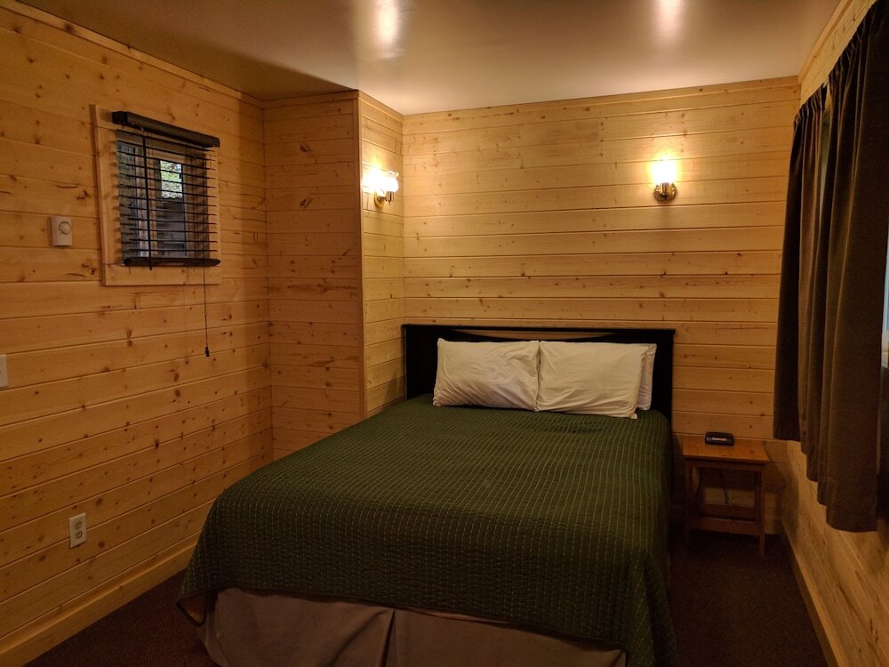 Standard Einzel Zimmer mit Blick auf den Park Emerald Forest Cabins