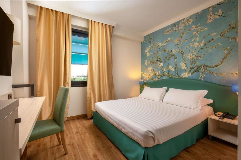Executive Double room with pool view Best Western Park Hotel Roma Nord