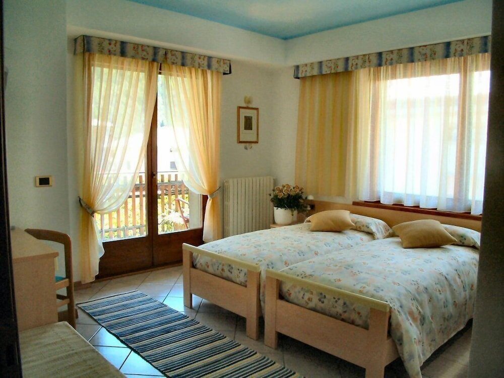 Standard Doppel Zimmer mit Gartenblick B&B Villa Verde - Valtellina