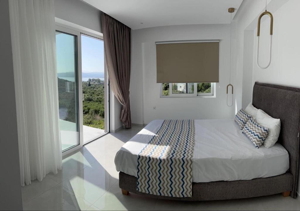 Deluxe villa Oceana Suites