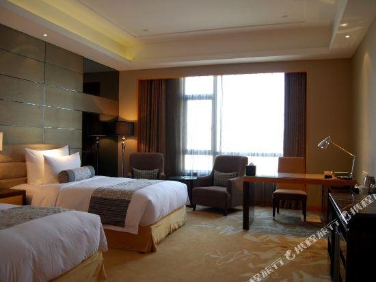 Deluxe Suite Huifeng Hotel
