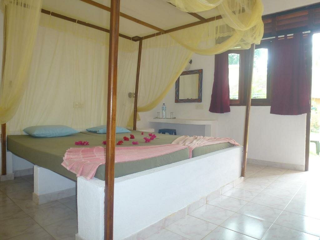 Standard Double room with garden view Hilda Guest House