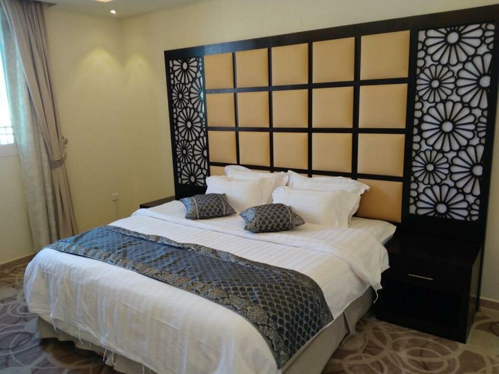 Suite Golden Prince Al Sulaymaniyah Hotel