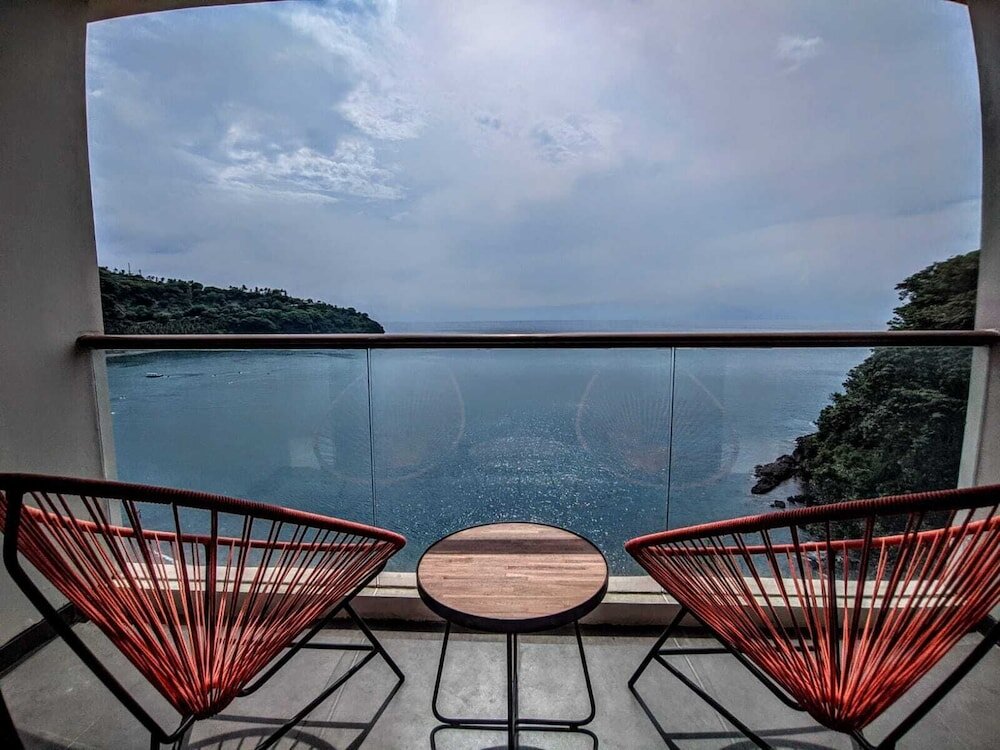 Premier Zimmer mit Balkon und mit Meerblick Amarsvati Luxury Resort Condotel & Villa