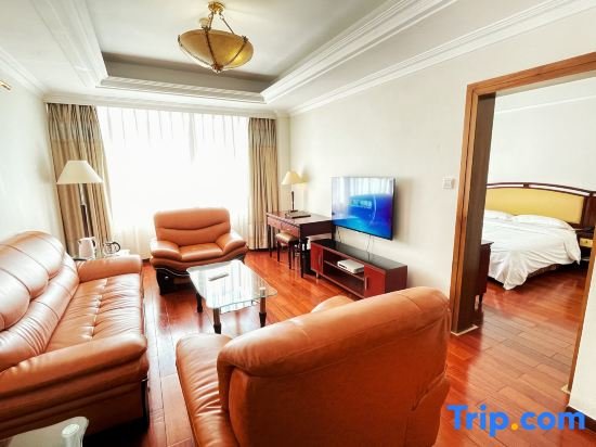 Deluxe Suite Broadcasting & Television Hotel