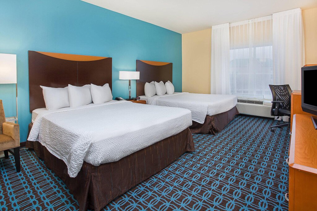 Standard Double room Fairfield Inn & Suites by Marriott Louisville East