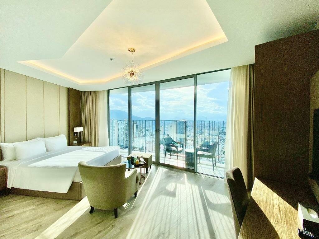 Suite Deluxe Wise Stay Panorama Nha Trang
