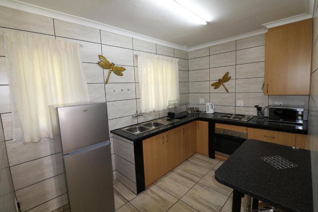 Standard Family room with garden view Country Park Guest House - Muldersdrift